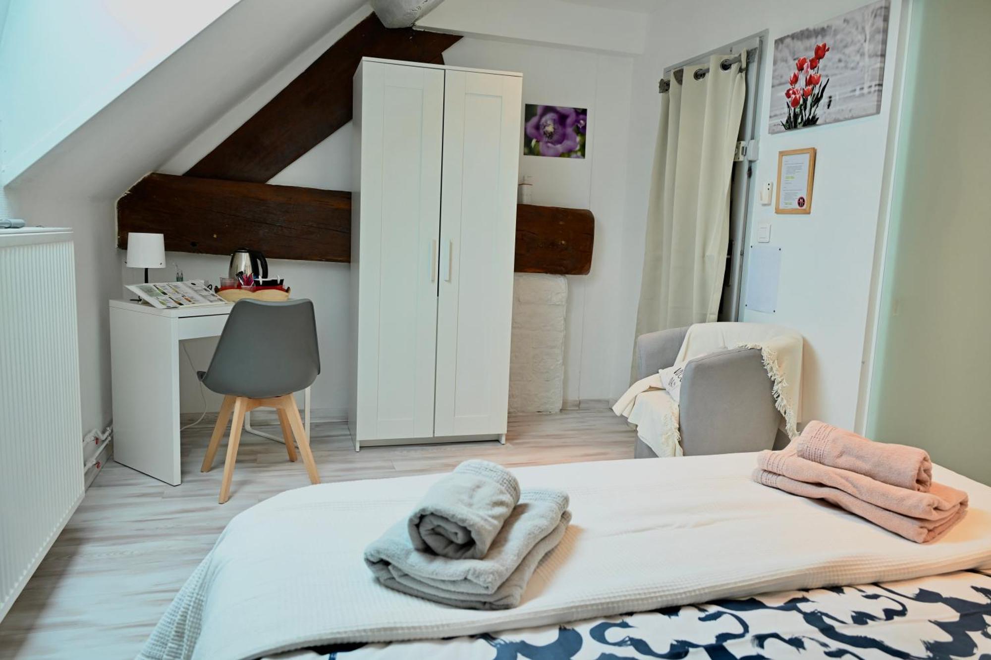 Bed and Breakfast Les Nymphéas 52 Orges Exterior foto
